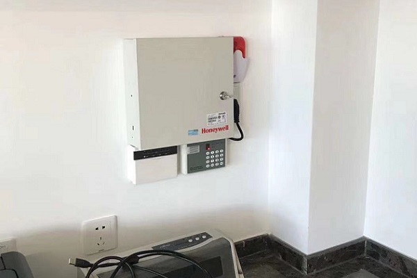 中国电影器材公司防盗报警系统三套